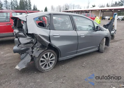 2013 Honda Fit Sport z USA, uszkodzony, nr VIN JHMGE8H57DC074873